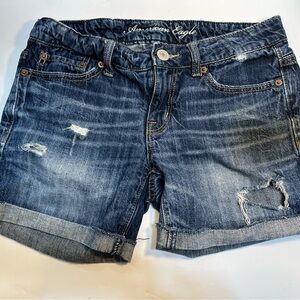 American Eagle Tomgirl Shortie Jean Shorts Blue Distressed Pockets Denim Size 0